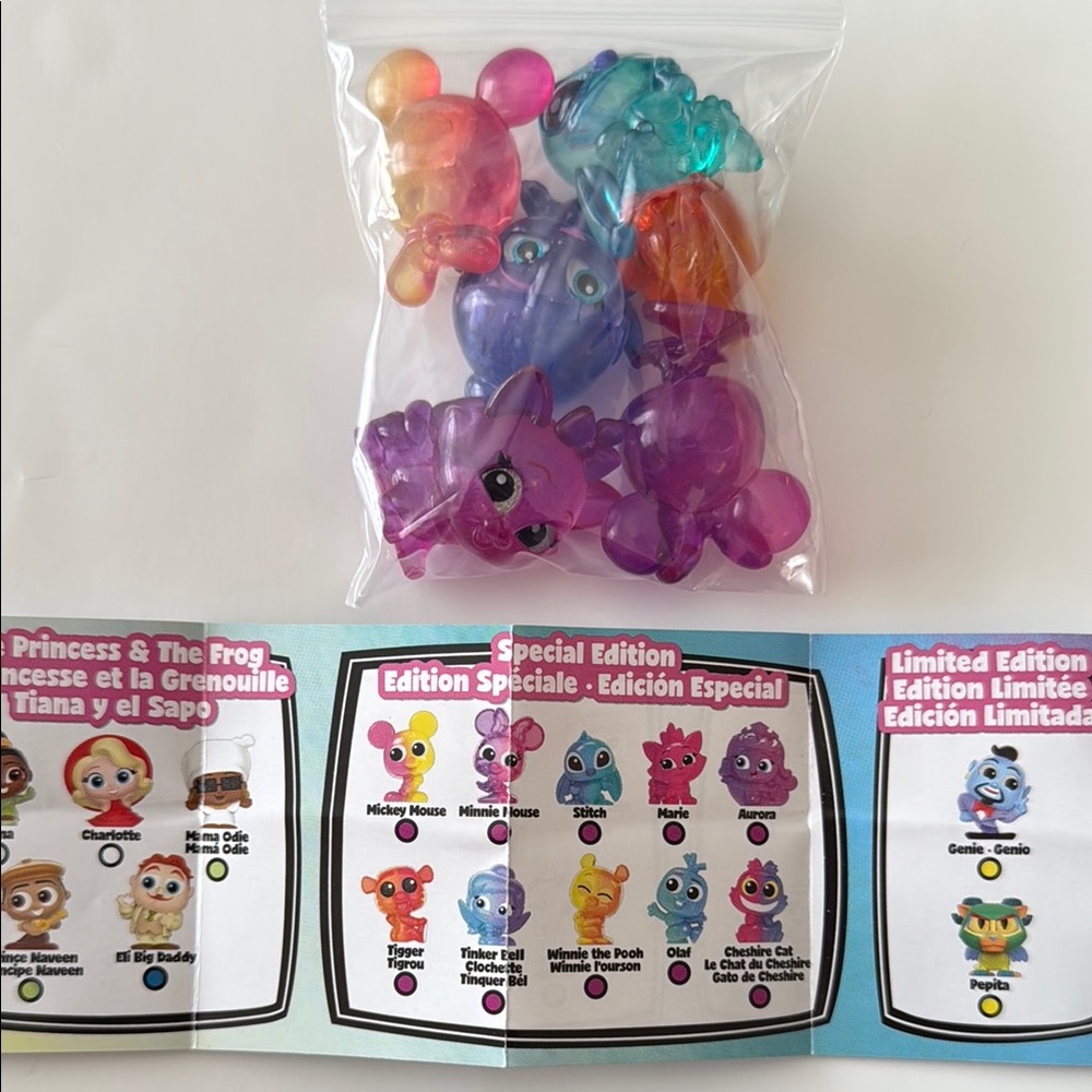Disney Doorables Technicolor 6 Special Edition Figures - Picture 3 of 3